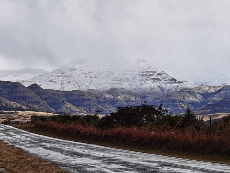 drakensberg snow 1 june 2021 kat