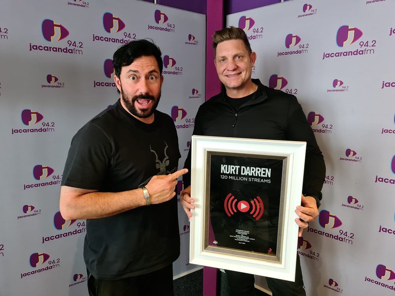 Kurt Darren celebrates 120 million streams on Breakfast with Martin Bester