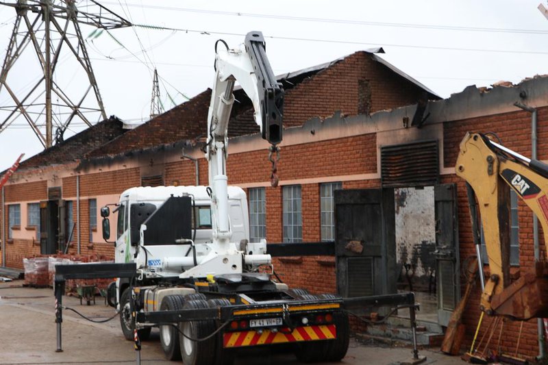 Rain, lightning delays repair work at Mooikloof substation