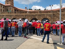 Clover Workers outside Union buiding
