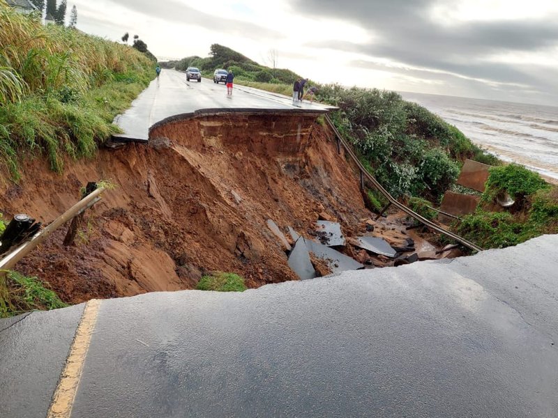 M4 Ruth First floods KZN May '22