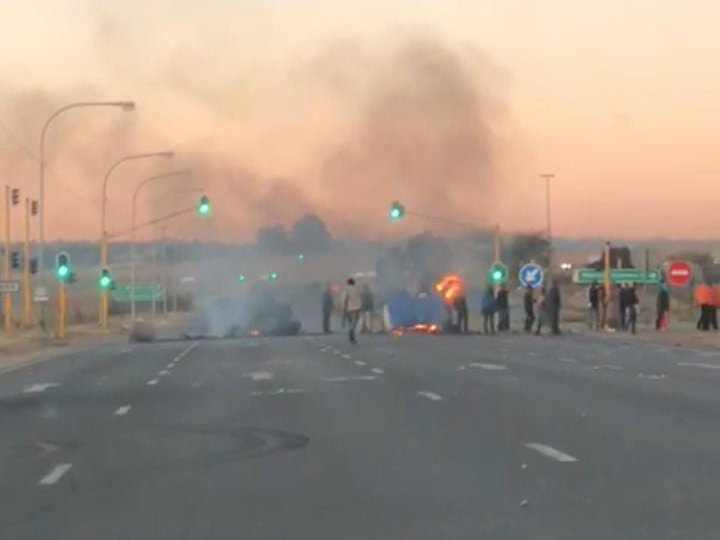 Durban protests simmer down