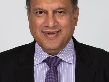 Ismail Momoniat