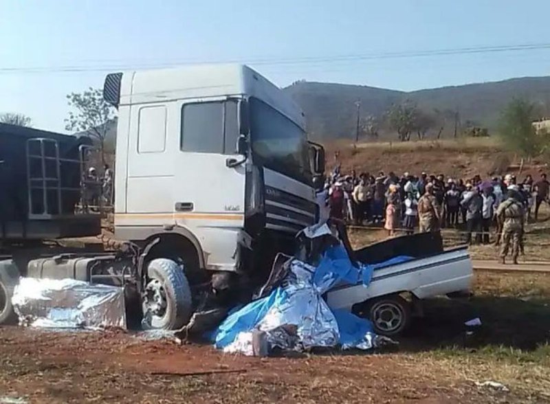 Phongolo truck crash