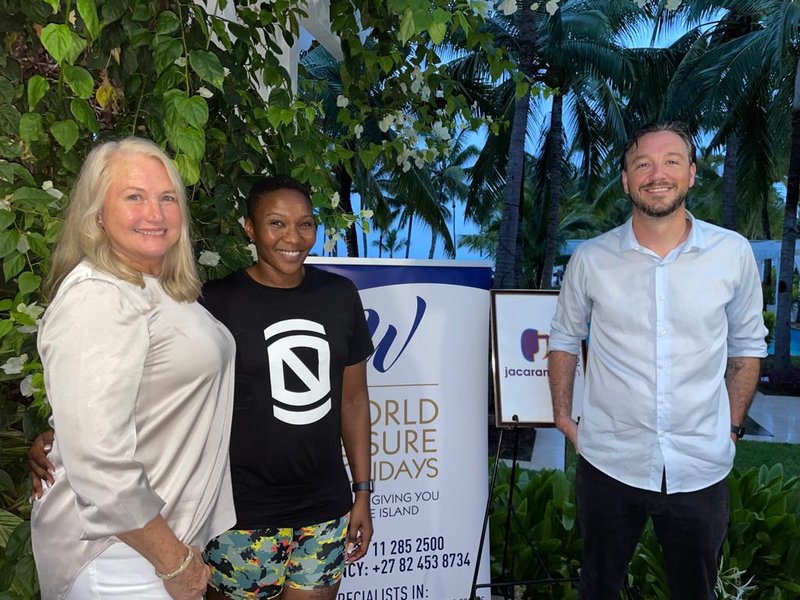 Former Miss World Anneline Kriel talks to Rob and Roz about life in Mauritius