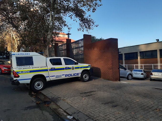 Security guard shoots himself inside Hillbrow police station