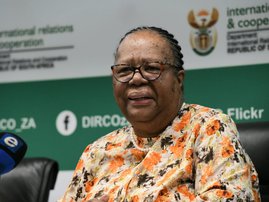 Naledi Pandor