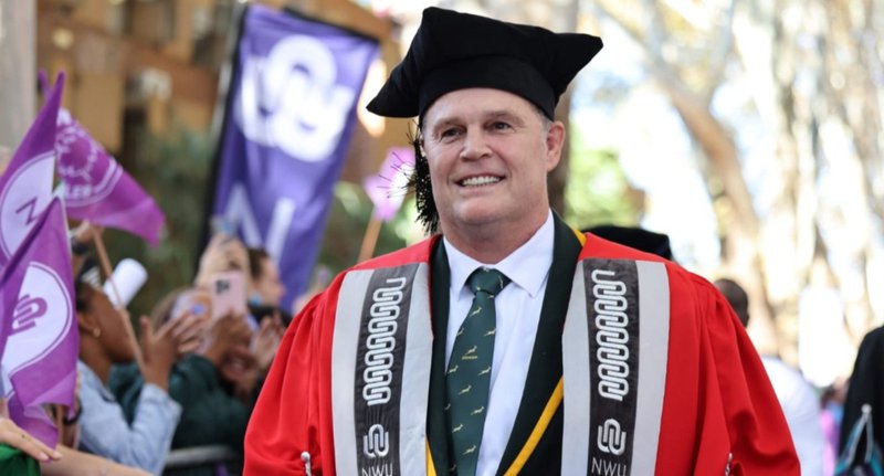 Rassie Erasmus awarded honorary doctorate
