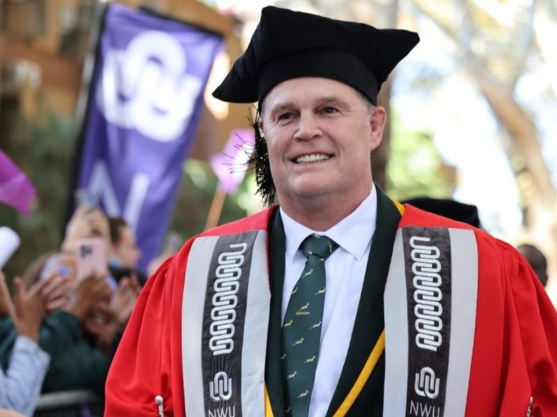 Rassie Erasmus awarded honorary doctorate