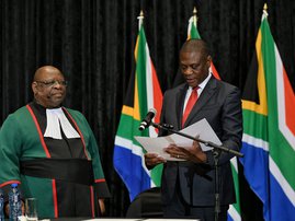 New members of multi-party executive sworn in