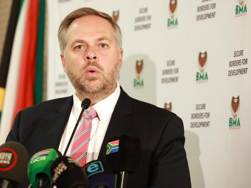 Home Affairs Minister Leon Schreiber