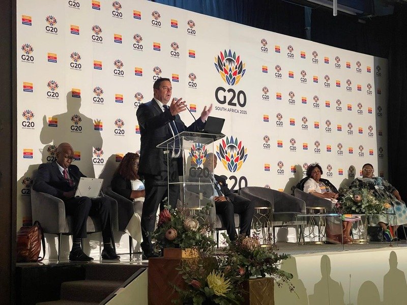 Steenhuisen warns SA must brace for end of AGOA deal