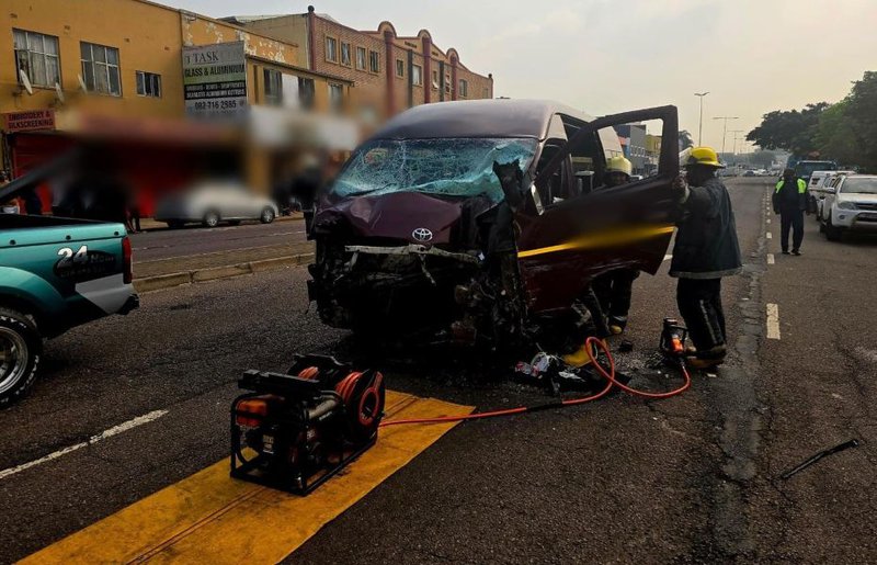 Pedestrian killed in Durban multi-vehicle crash