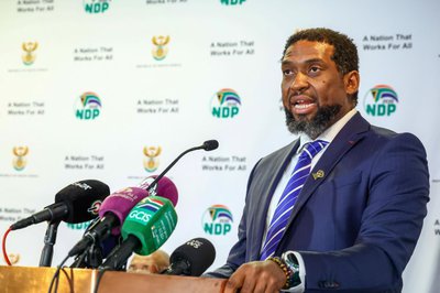 NSFAS placed under administration as Manamela acts on governance crisis