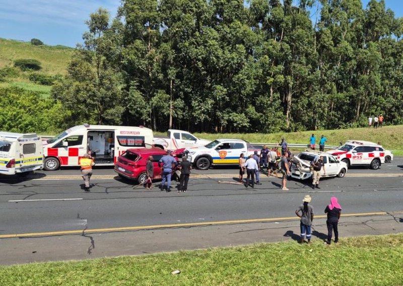 One dead, three injured in N2 crash near Mandeni
