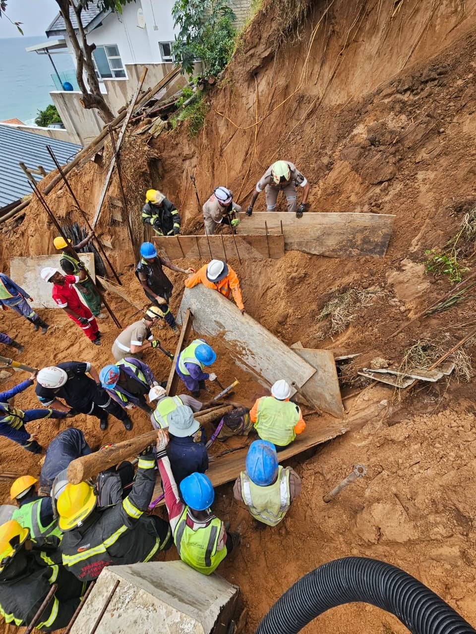 PICS: Worker rescued after sand bank collapse at Ballito construction site