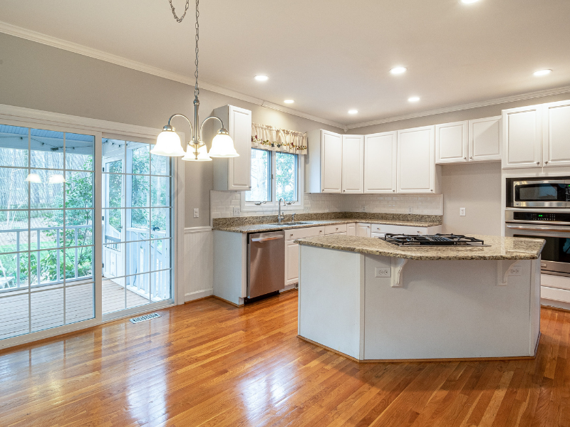 White and brown kitchen counter