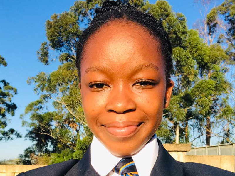 Young girl by the name of Boipelo Modikoe from Kloof Highschool