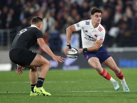 France scrumhalf Nolann Le Garrec