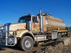 acid truck.jpg