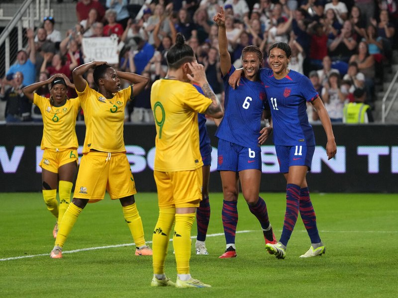 Lynn Williams_6_Alana Cook_11_United States_Banyana Banyana_Ohio