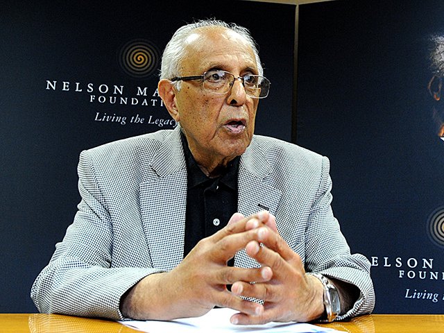 ahmed_kathrada_gallo_W5uEbyz.jpg