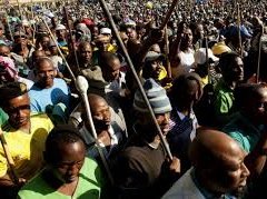 amcu strike_1.jpg