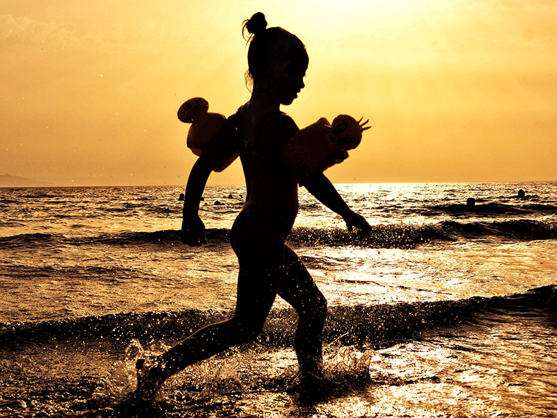 Child safety at the beach