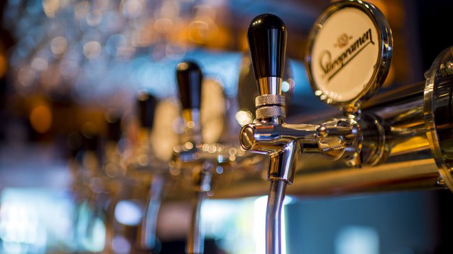 pub tavern alcohol beer generic