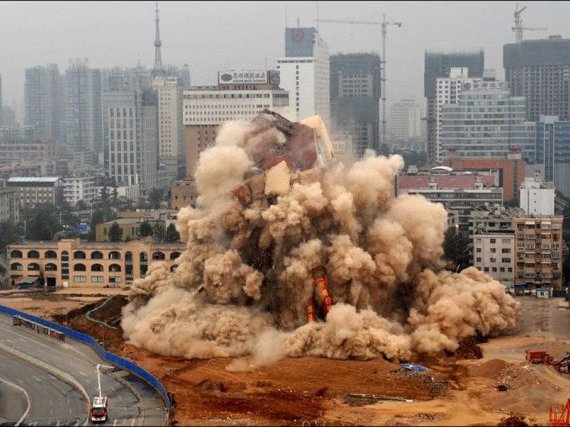 big_explosion_in_china_640_03.jpg