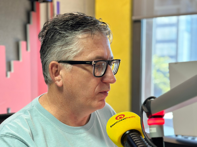 Darren Maule on mic