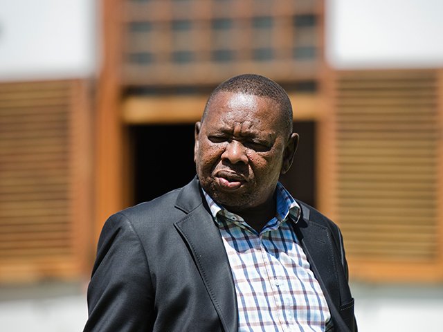 blade_nzimande_gallo_g7CGvoh.jpg