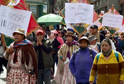 Bolivian Congress OK's use of troops against protesters