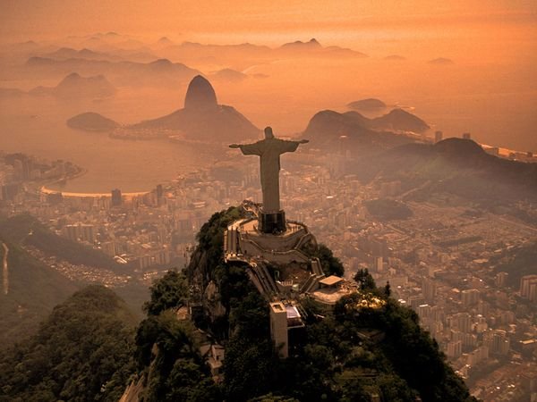 brazil-christ-redeemer_6011_600x450.jpg