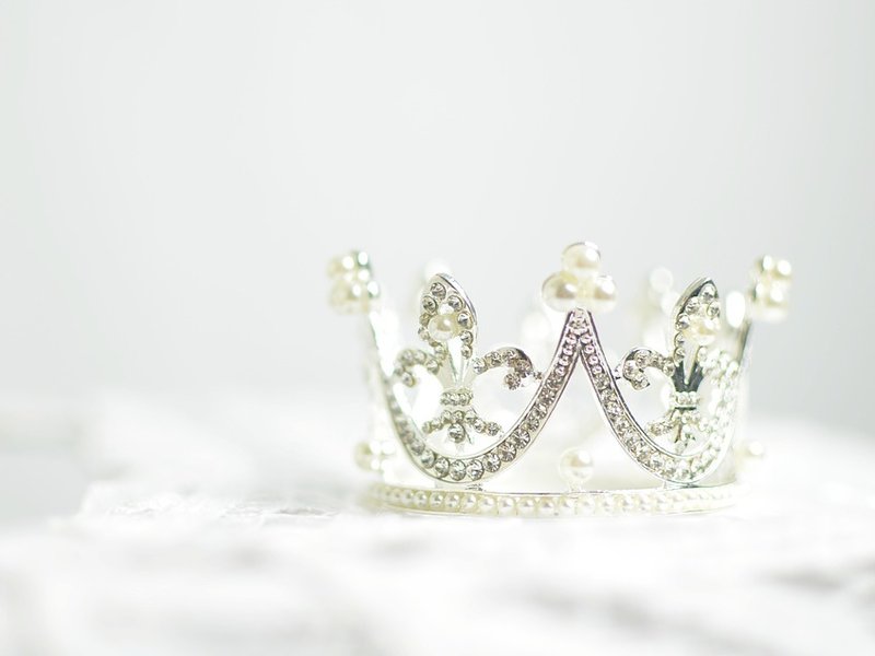 Drive crown