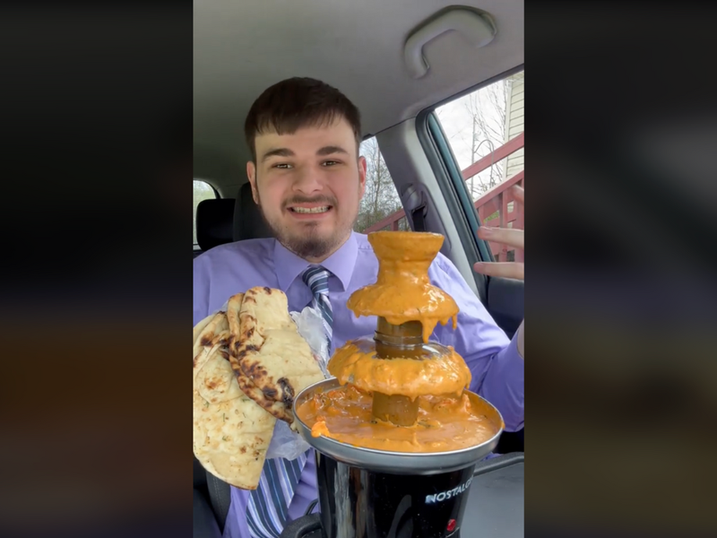 Butter chicken fountain