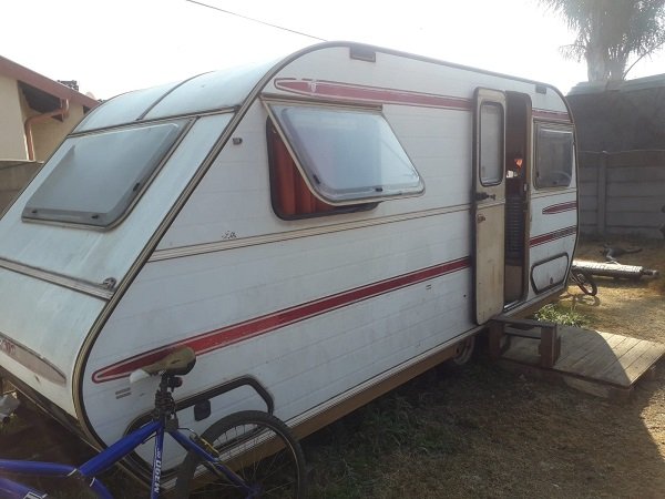 CARAVAN 28 AUG