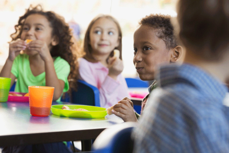 Children eating healthy