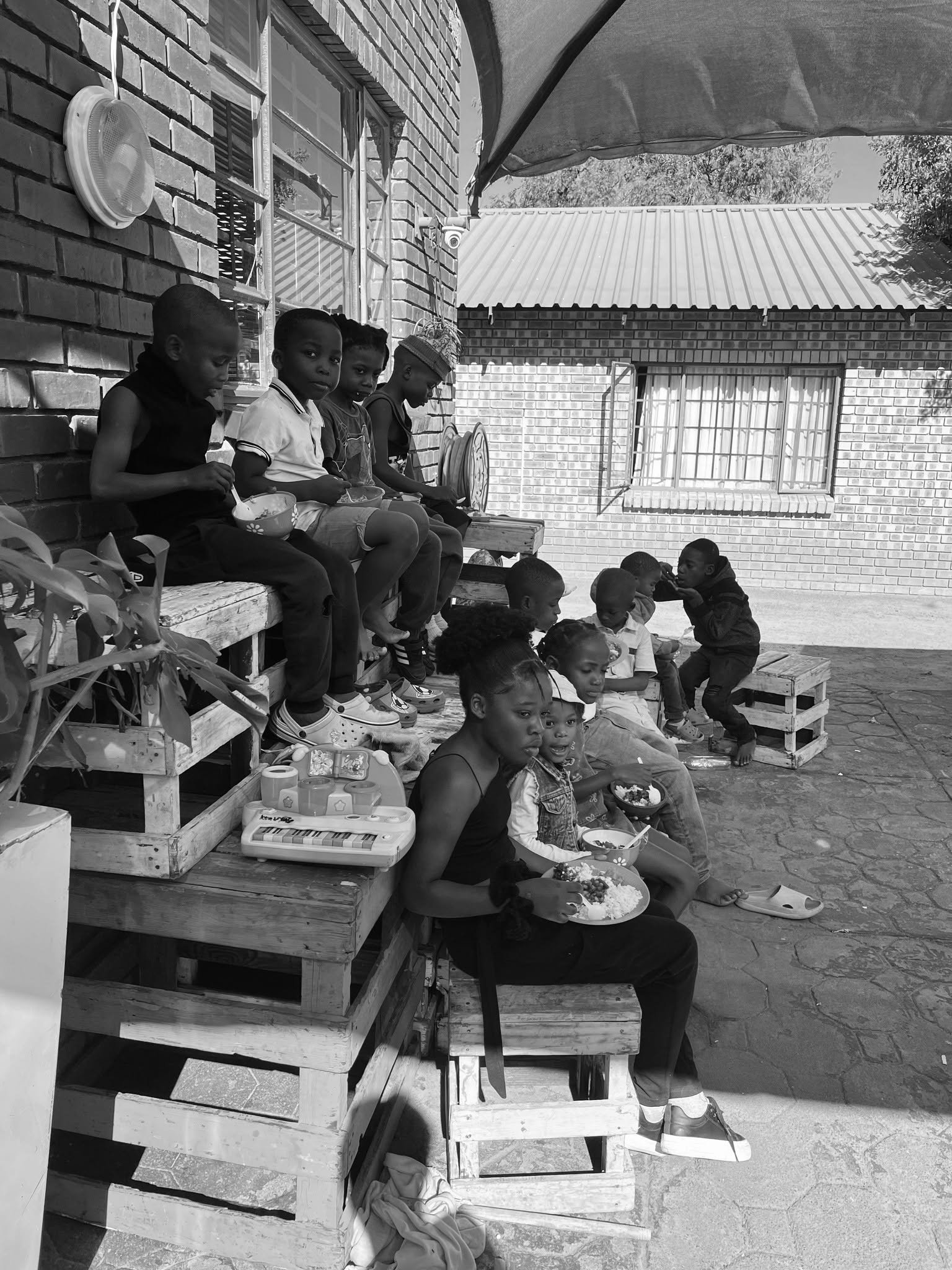 Children eating at Jehovah Jirah Orphanage Home