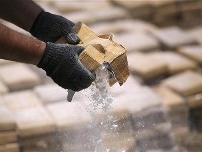 cocaine-bust.jpg