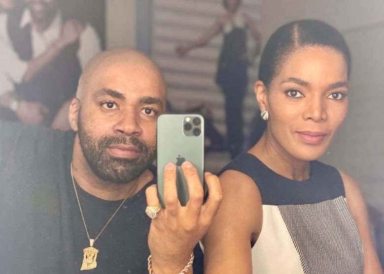 Shona and Connie Ferguson taking a mirror selfie