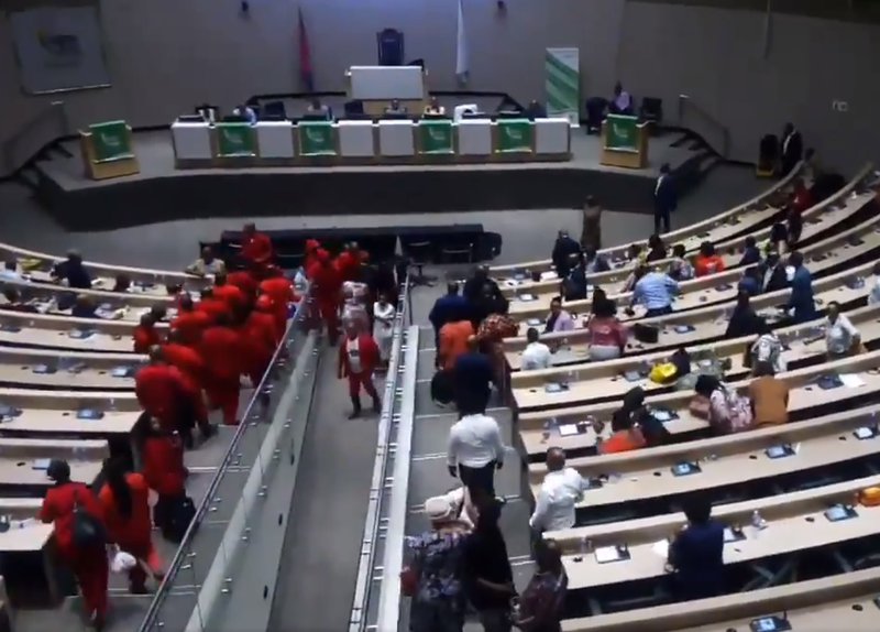 Tshwane council walks out