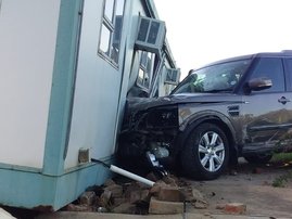 CENTURION_CRASH_POLICE_STATION