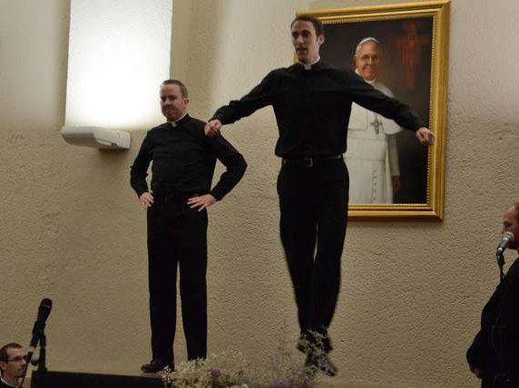 dance3-1-762x428.jpg