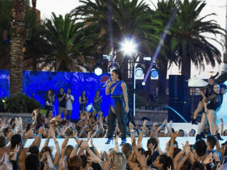 Demi Lovato 2017 MTV VMAs