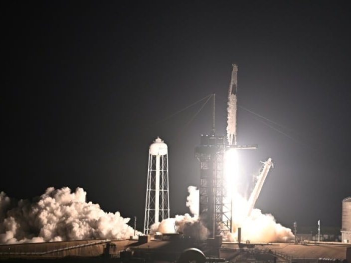 SpaceX Dragon crew blasts off for International Space Station