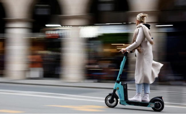 Paris votes to ban rental e-scooters