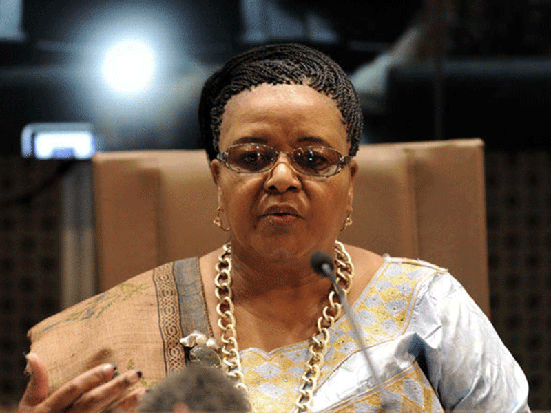 Edna Molewa