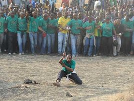 eff amcu march.jpg