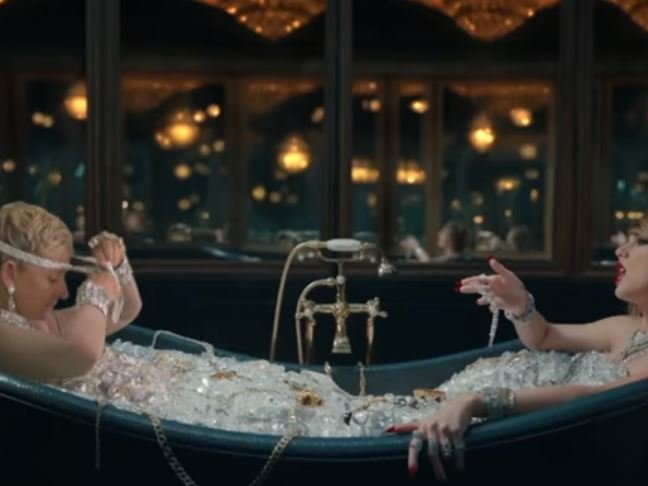 Ellen and Taylor Swift